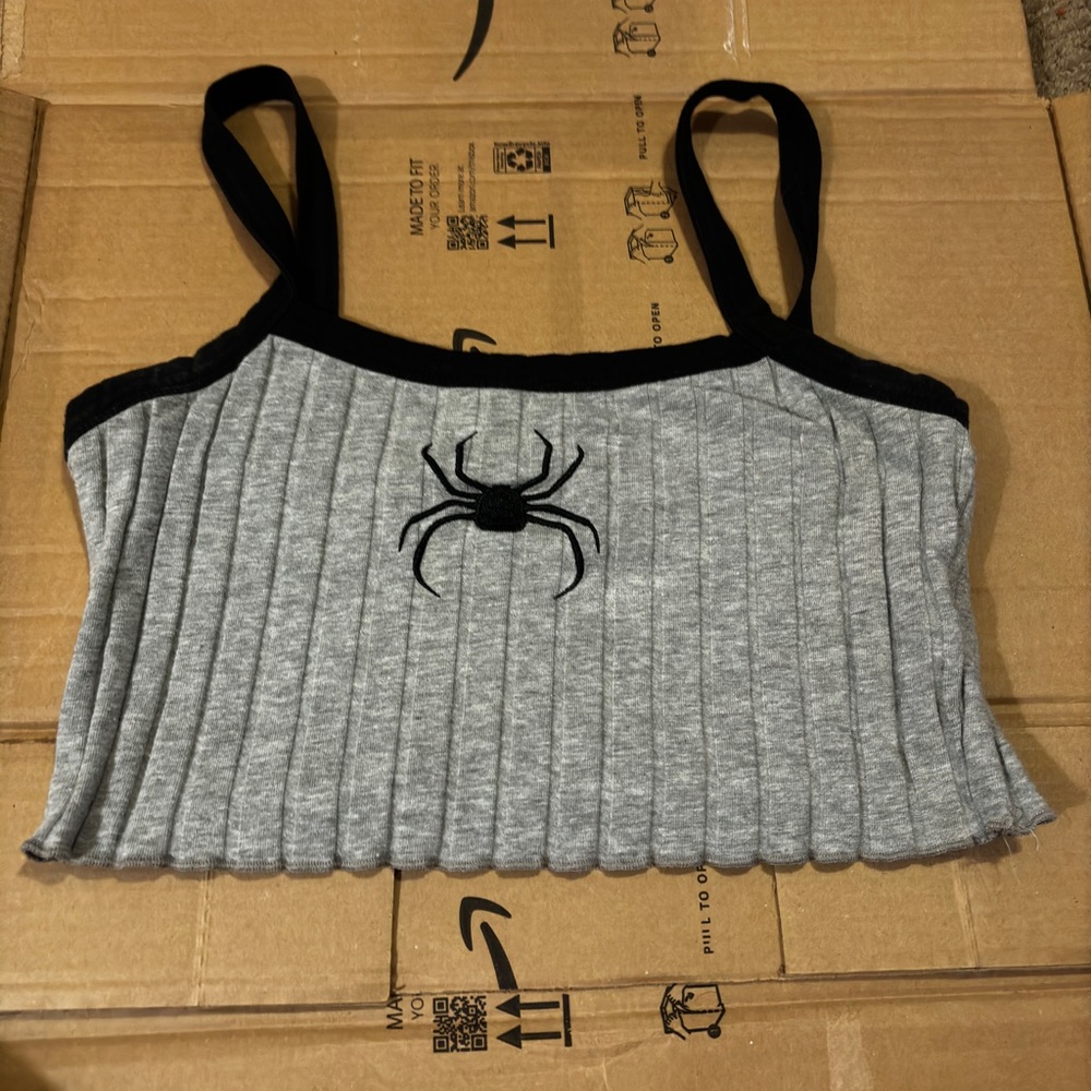 spider crop tank